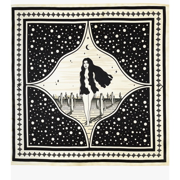 Anthropologie X Elegancia Tropical Desert avenue Scarf anew Black and White